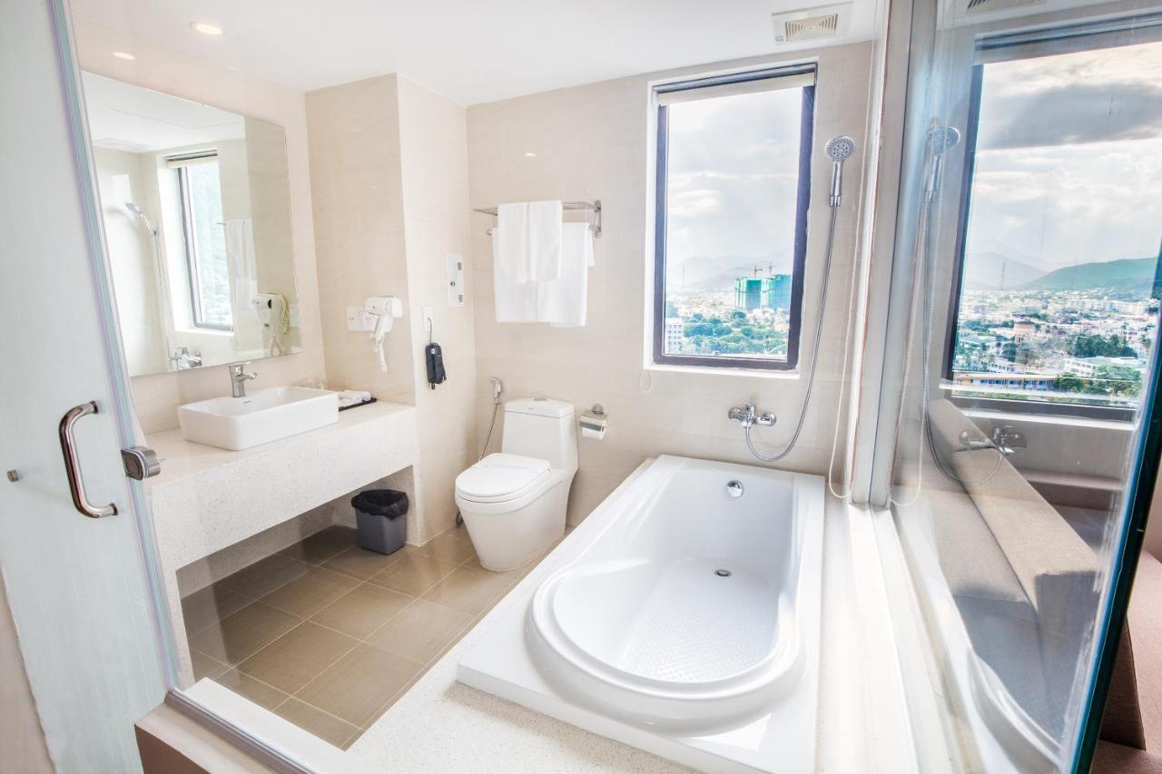 King Town Grand Hotel & Wedding Center Nha Trang Eksteriør bilde